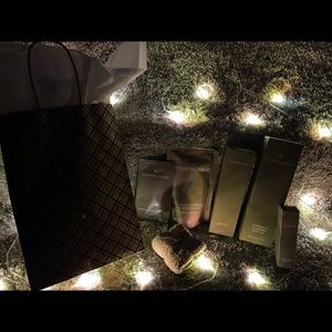 New in packaging bath and body Copper + Crane